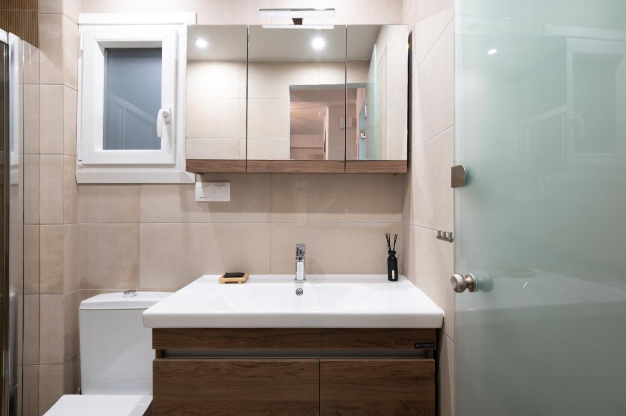 Apt Seventeen_2-Bedroom Flat_Athens Citycentre ภายนอก รูปภาพ